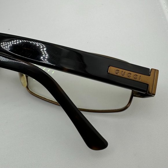 Vintage Gucci Prescription Glasses with Case and Cloth - Picture 4 of 4